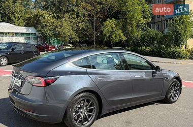 Седан Tesla Model 3 2020 в Вінниці