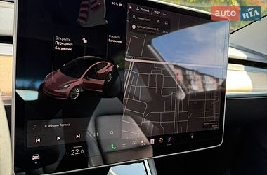 Седан Tesla Model 3 2020 в Вінниці