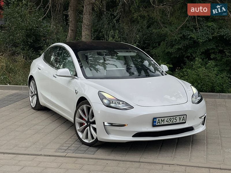 Седан Tesla Model 3 2018 в Ровно фото 3 Седан Tesla Model 3 2018 в Ровно