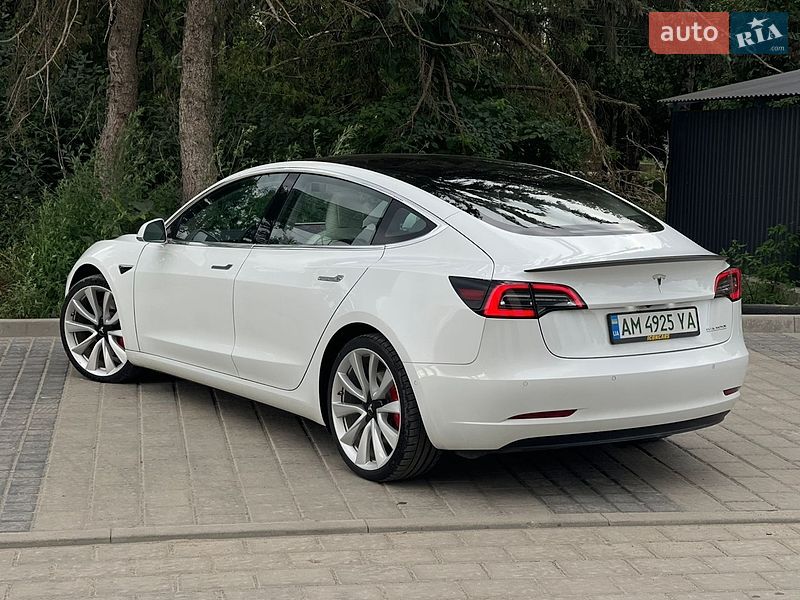 Седан Tesla Model 3 2018 в Ровно фото 13 Седан Tesla Model 3 2018 в Ровно
