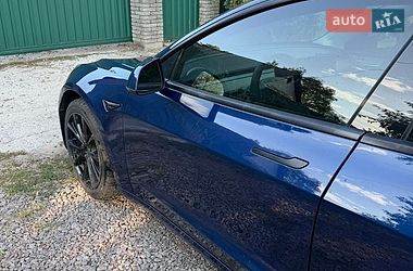 Седан Tesla Model 3 2021 в Борисполі