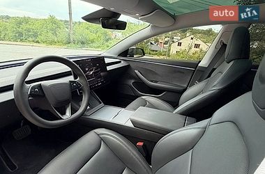 Седан Tesla Model 3 2024 в Львові