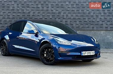 Седан Tesla Model 3 2019 в Запоріжжі