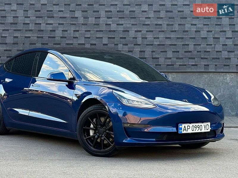 Седан Tesla Model 3 2019 в Запоріжжі