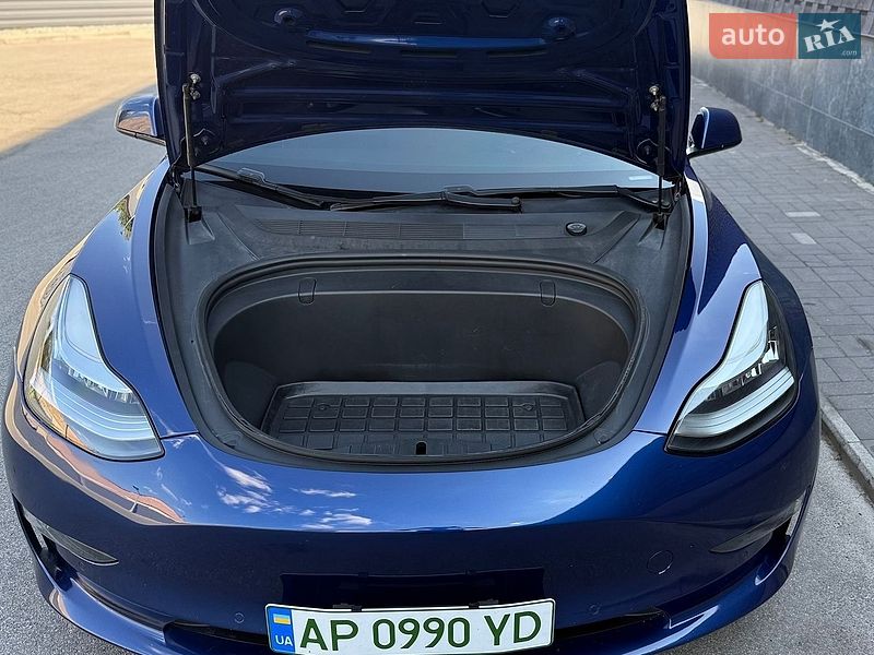 Седан Tesla Model 3 2019 в Запоріжжі
