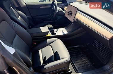 Седан Tesla Model 3 2022 в Києві