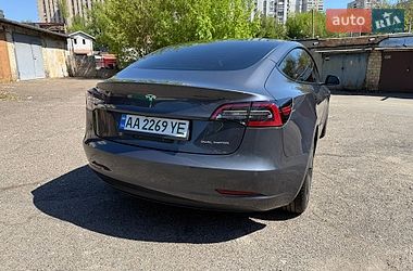 Седан Tesla Model 3 2022 в Києві