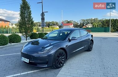 Седан Tesla Model 3 2022 в Львові