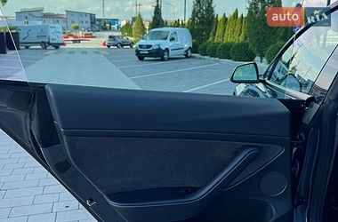 Седан Tesla Model 3 2022 в Львові