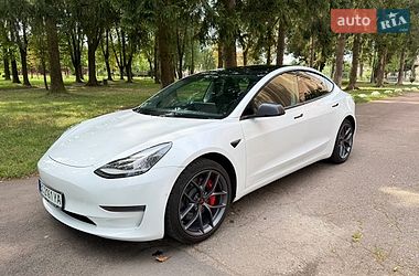 Седан Tesla Model 3 2021 в Калуші