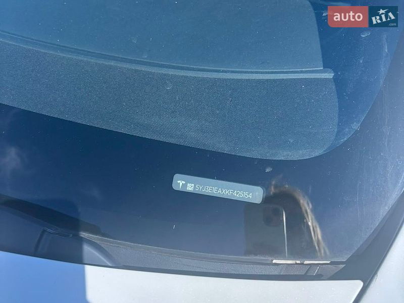 Седан Tesla Model 3 2019 в Києві