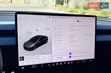 Седан Tesla Model 3 2024 в Запорожье