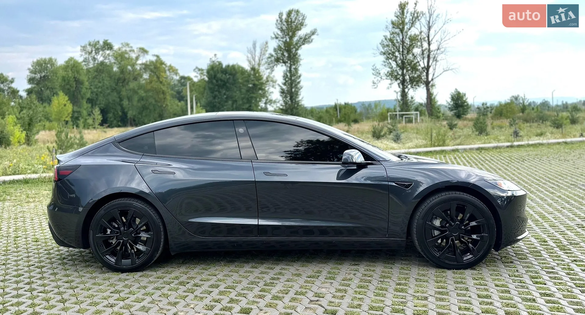 2024 Tesla Model 3 - мініатюра 5