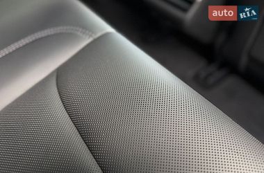 Седан Tesla Model 3 2024 в Коломиї