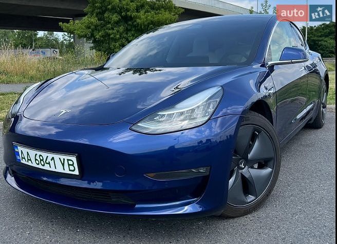 Tesla Model 3 2018