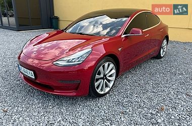 Седан Tesla Model 3 2019 в Самборе