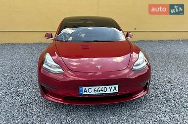 Седан Tesla Model 3 2019 в Самборе