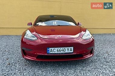 Седан Tesla Model 3 2019 в Самборе
