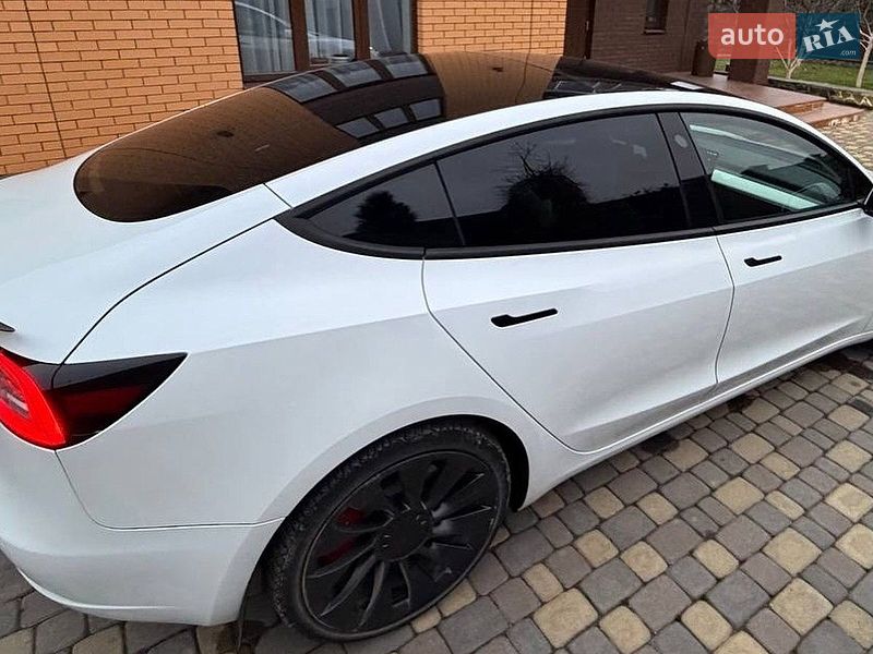 Седан Tesla Model 3 2022 в Львові фото 3 Седан Tesla Model 3 2022 в Львові