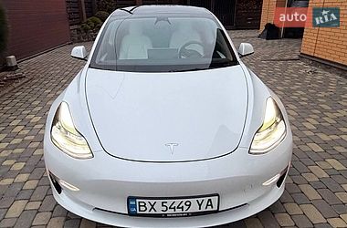 Седан Tesla Model 3 2022 в Львові фото Седан Tesla Model 3 2022 в Львові