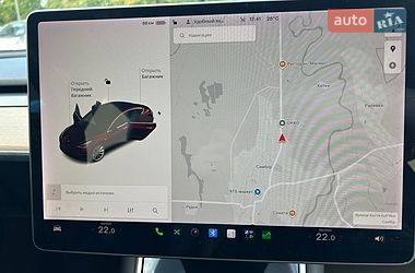 Седан Tesla Model 3 2019 в Самборе