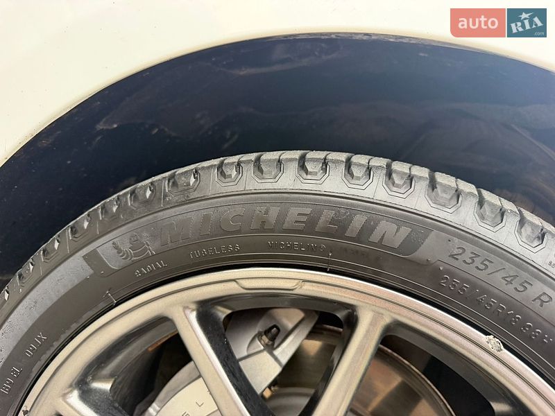 Седан Tesla Model 3 2018 в Тернополе