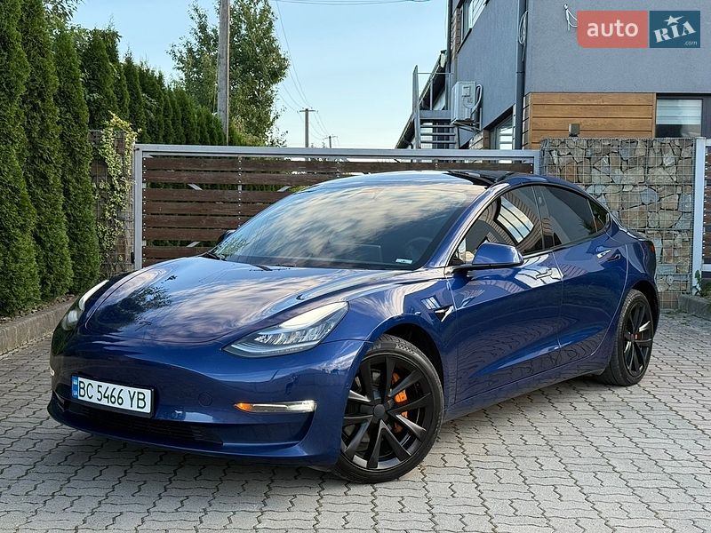 Седан Tesla Model 3 2019 в Стрые