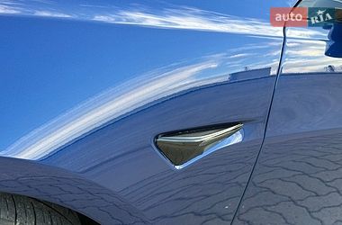 Седан Tesla Model 3 2019 в Стрые