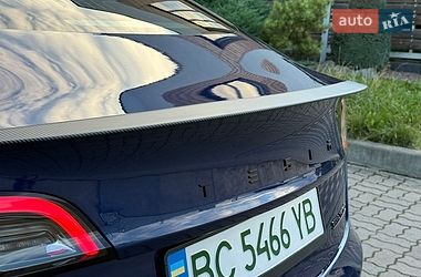 Седан Tesla Model 3 2019 в Стрые
