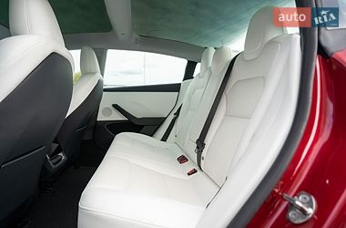 Седан Tesla Model 3 2024 в Киеве