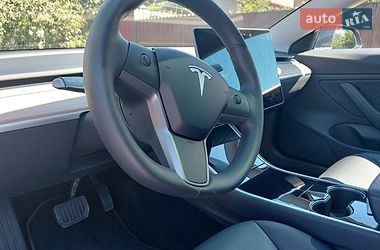 Седан Tesla Model 3 2019 в Кропивницькому