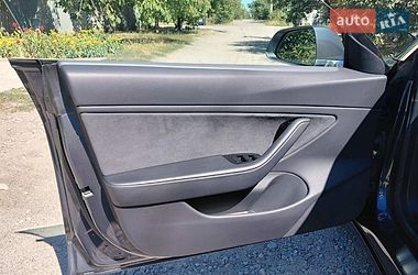 Седан Tesla Model 3 2019 в Кропивницькому