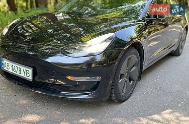 Седан Tesla Model 3 2019 в Виннице
