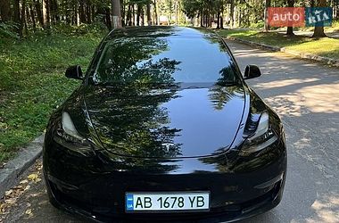 Седан Tesla Model 3 2019 в Виннице
