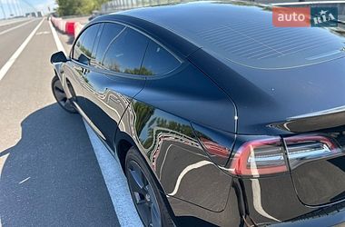Седан Tesla Model 3 2023 в Киеве