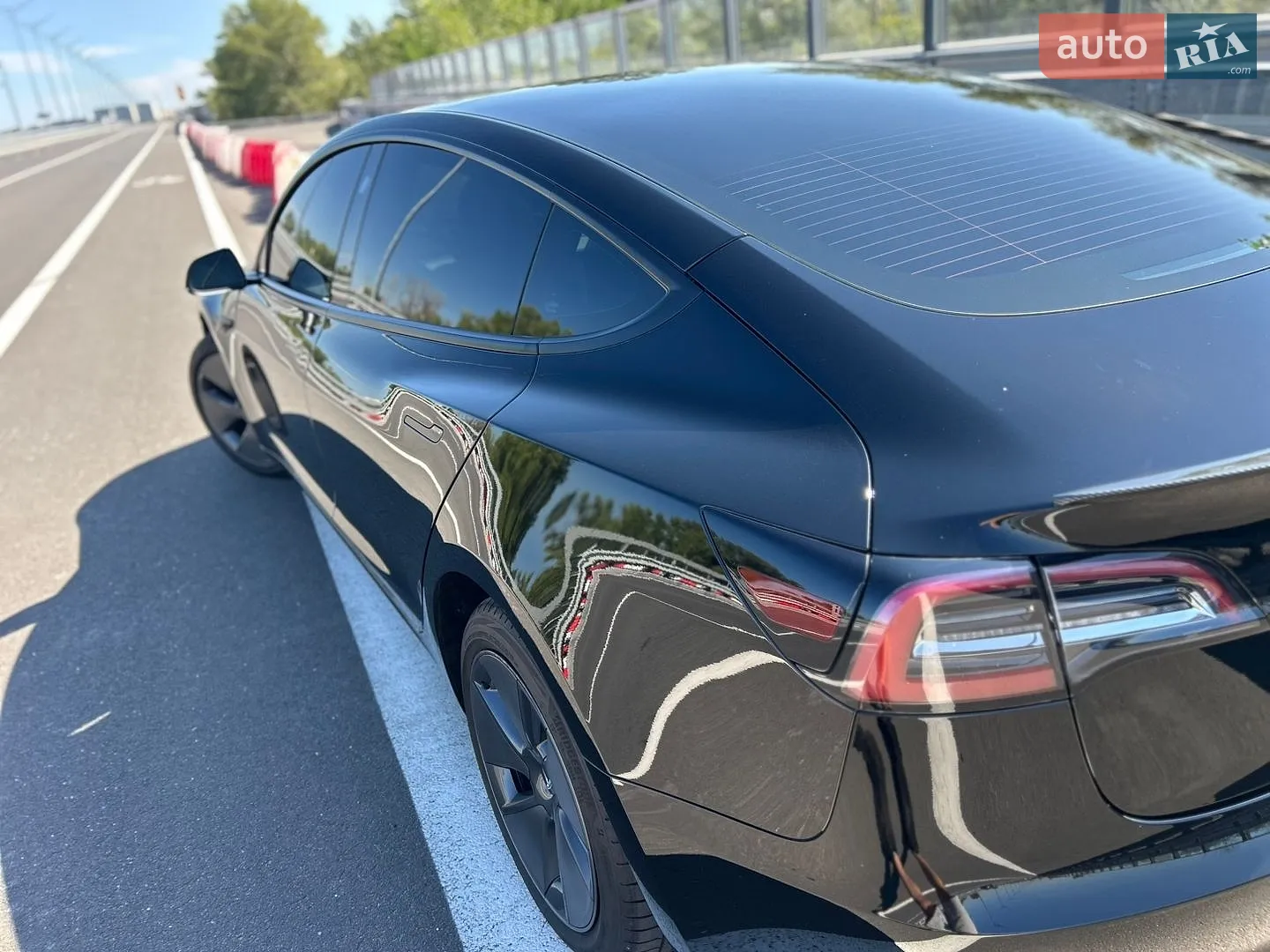 2023 Tesla Model 3 - мініатюра 8