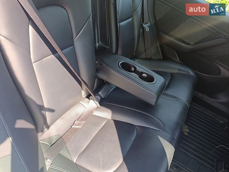 Седан Tesla Model 3 2020 в Ворзеле