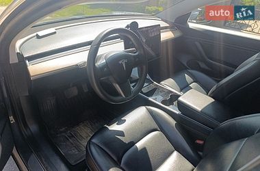 Седан Tesla Model 3 2020 в Ворзеле