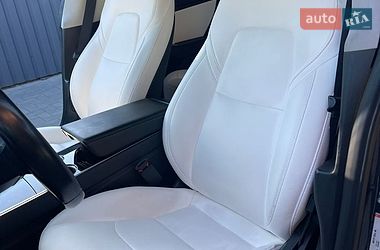 Седан Tesla Model 3 2018 в Кременчуге