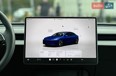 Седан Tesla Model 3 2024 в Львові
