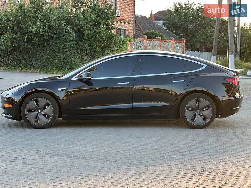 Седан Tesla Model 3 2019 в Запорожье