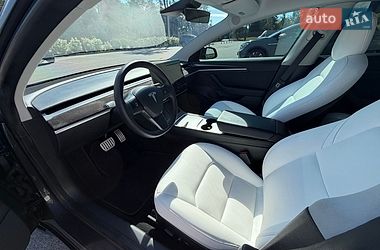 Седан Tesla Model 3 2021 в Києві