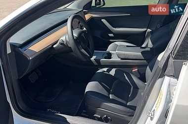 Седан Tesla Model 3 2023 в Запоріжжі