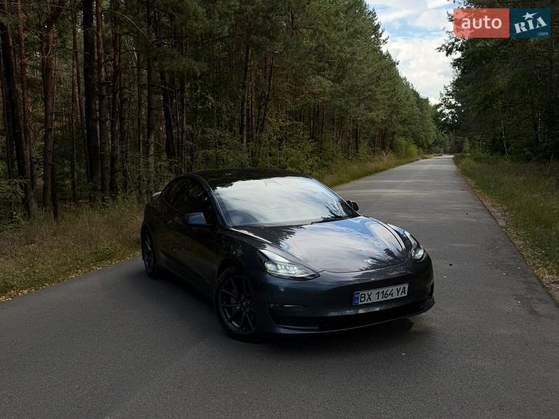 Седан Tesla Model 3 2022 в Киеве фото 8 Седан Tesla Model 3 2022 в Киеве