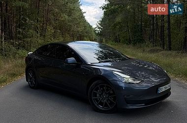 Седан Tesla Model 3 2022 в Киеве фото 9 Седан Tesla Model 3 2022 в Киеве