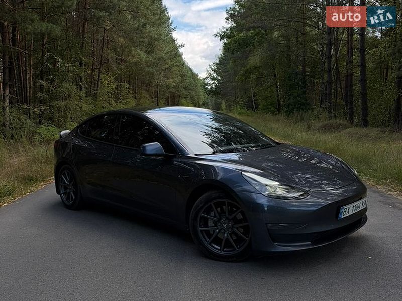 Седан Tesla Model 3 2022 в Киеве фото 9 Седан Tesla Model 3 2022 в Киеве