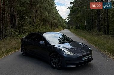 Седан Tesla Model 3 2022 в Киеве фото 11 Седан Tesla Model 3 2022 в Киеве