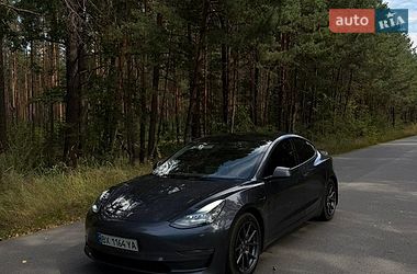 Седан Tesla Model 3 2022 в Киеве фото 12 Седан Tesla Model 3 2022 в Киеве