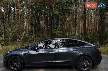 Седан Tesla Model 3 2022 в Киеве фото 14 Седан Tesla Model 3 2022 в Киеве