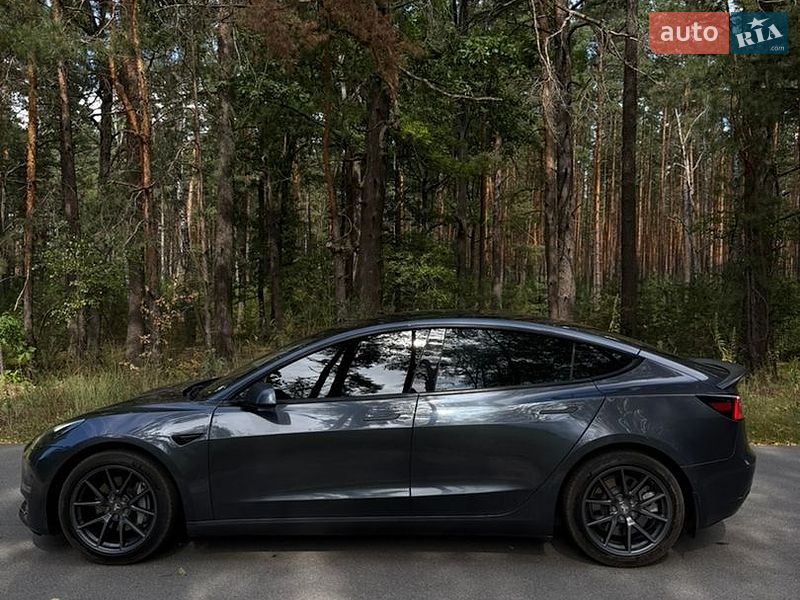 Седан Tesla Model 3 2022 в Киеве фото 14 Седан Tesla Model 3 2022 в Киеве